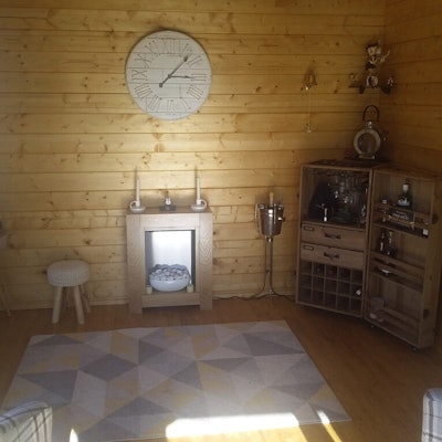 Contemporary Garden Log Cabin with Veranda Lucas E 9m² / 44mm / 6 x 3 m
