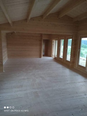 Three Bedroom Log Cabin Holiday L 92mm / 96m² / 7 x 18 m